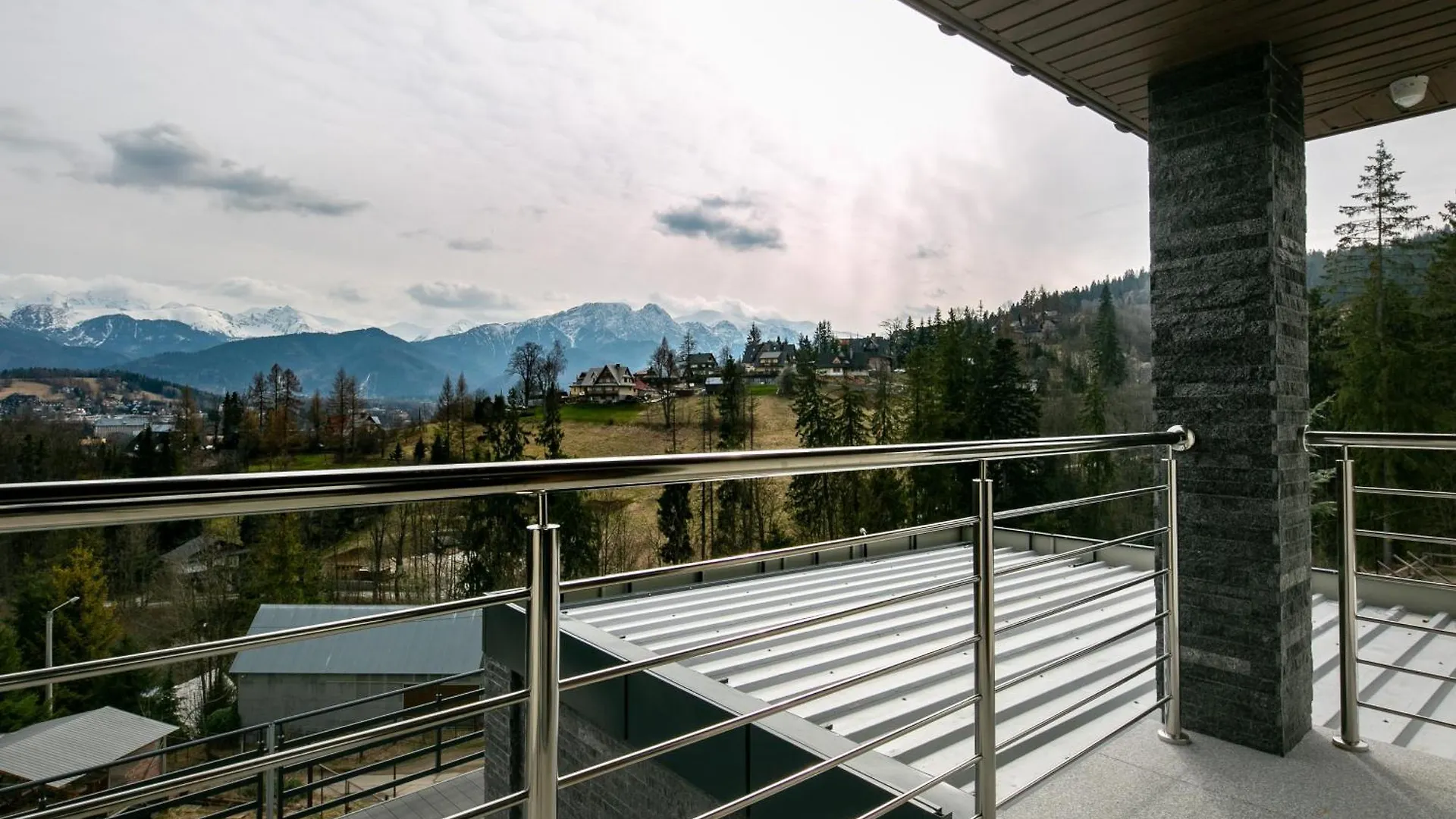 Apartamenty Panorama Tatr Jacuzzi I Parking Gratis Zakopane Lägenhet
